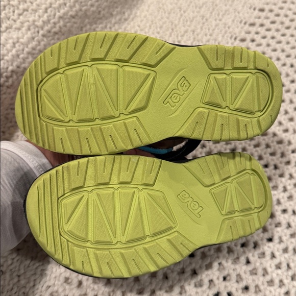 Teva Psyclone XLT Kids Black and Aqua Sandals 9 USA - Picture 6 of 7
